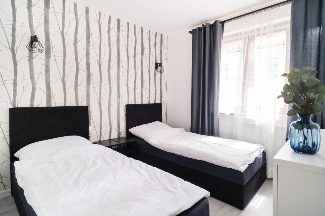 Katedralna Apart'S Legnica Luaran gambar
