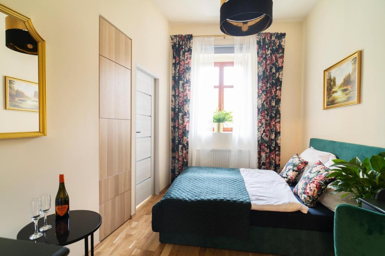 Katedralna Apart'S Legnica Luaran gambar