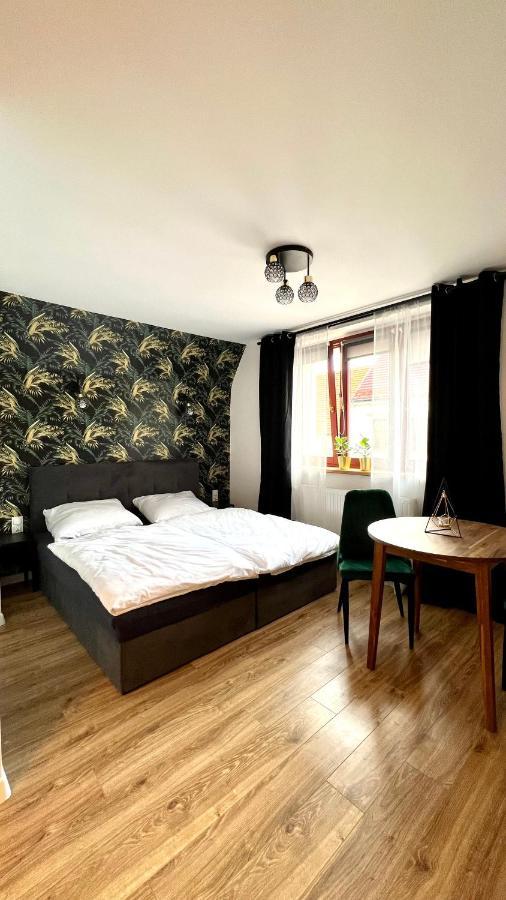 Katedralna Apart'S Legnica Luaran gambar